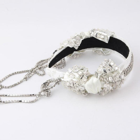 Bentita alba, cu pietre si franjuri, Agmund C5 OUT - Pursehuit.ro