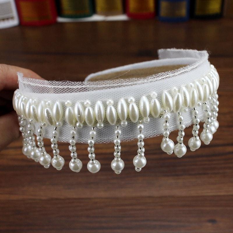 Bentita alba, cu plasa si franjuri din perle, Ilva C3 - Pursehuit.ro