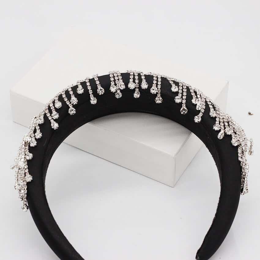 Bentita bufanta, franjuri argintii cu pietre, Lizzette C3 - Pursehuit.ro