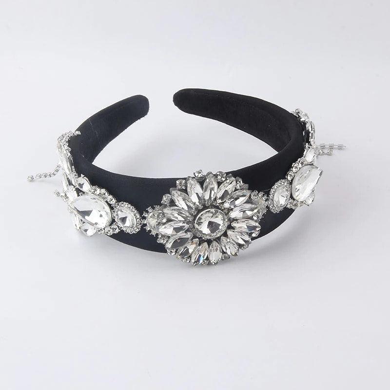 Bentita neagra, cu flori si pietre, Avelina C3 - Pursehuit.ro