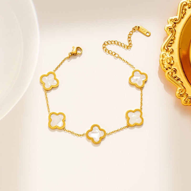 Bratara aurie, din otel inoxidabil, suflata cu aur 18k, cu trifoi alb, Ivy C5