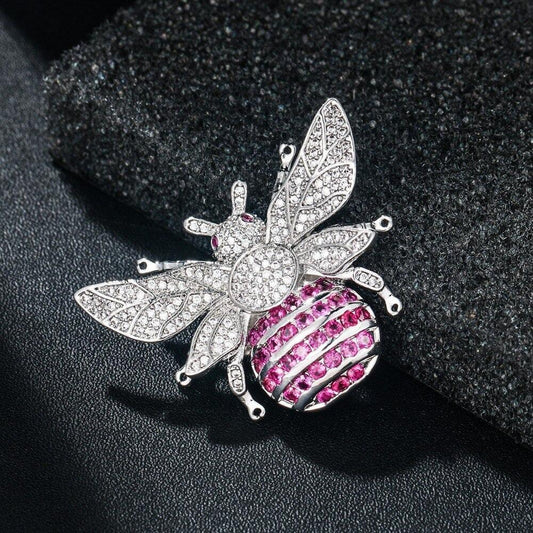 Brosa argintie, forma de bondar, cu pietre din zirconiu, Dolfine C1 - Pursehuit.ro