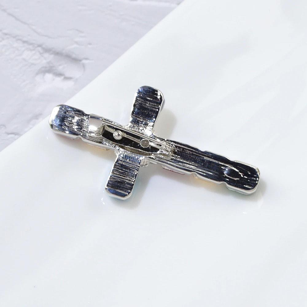 Brosa argintie, in forma de cruce, cu pietre multicolore, Kristiana C2 - Pursehuit.ro