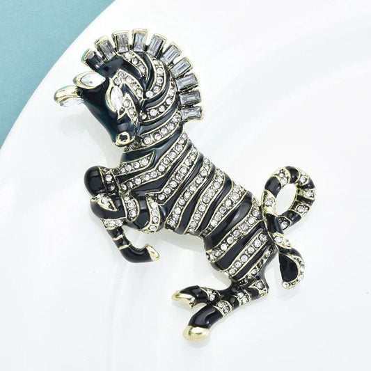 Brosa aurie, forma de cal, cu pietre, Rikka C3 - Pursehuit.ro