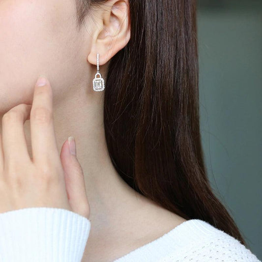 Cercei argintii, cu pietre din zirconiu, Nora C7 - Pursehuit.ro