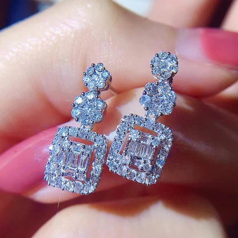 Cercei argintii, cu pietre din zirconiu, Sunita C3 - Pursehuit.ro