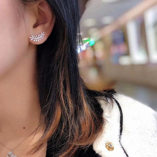 Cercei argintii, forma de frunzulite, cu pietre din zirconiu, Suen C5 - Pursehuit.ro