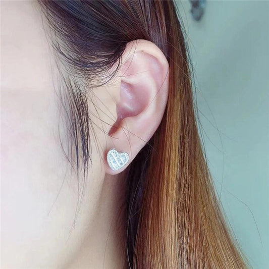 Cercei argintii, forma de inima, cu piatre din zirconiu, Novalee C5 - Pursehuit.ro