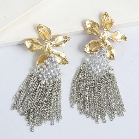 Cercei argintii, lungi, cu floare aurie, Filina C4 - Pursehuit.ro