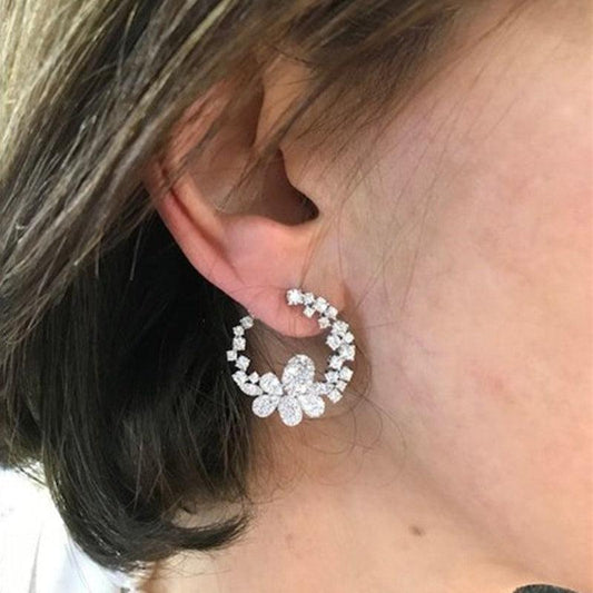 Cercei argintii, rotunzi, cu pietre din zirconiu, Shawn C12 - Pursehuit.ro