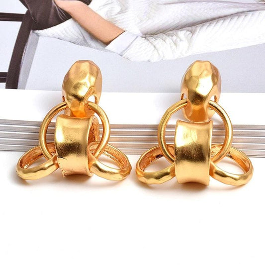 Cercei aurii, cu cercuri imbinate, Yasmine C2 - Pursehuit.ro