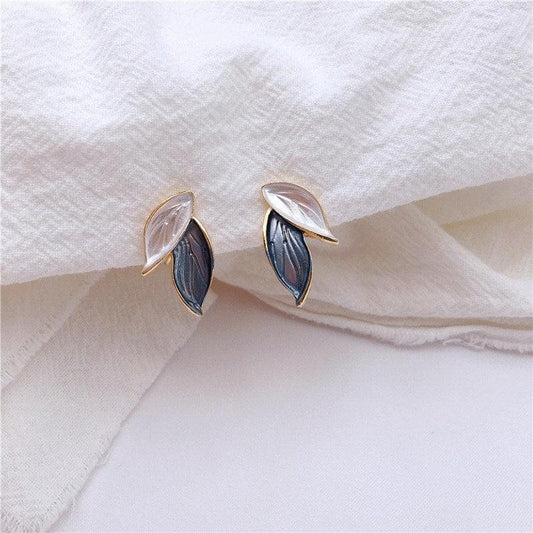 Cercei aurii, cu clips, forma de petale, Eduard C6 - Pursehuit.ro