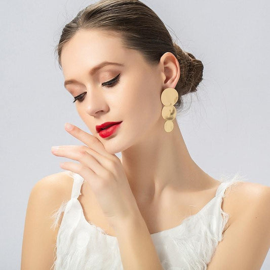 Cercei aurii, cu clips, lungi, cu cercuri, Elena C3 - Pursehuit.ro