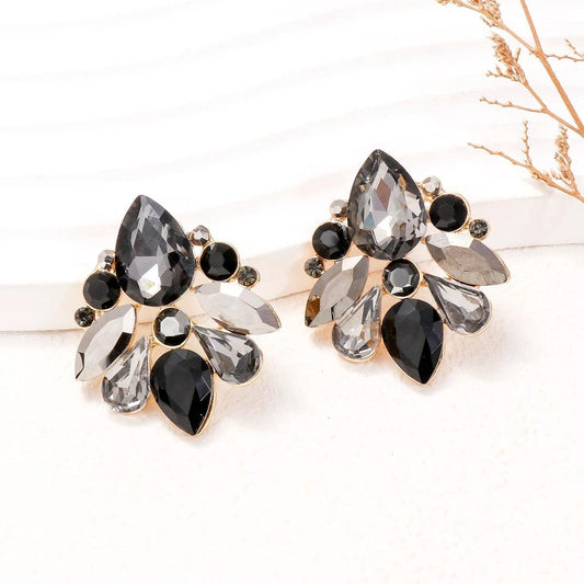 Cercei aurii, cu pietre negre, Maretha C22 - Pursehuit.ro