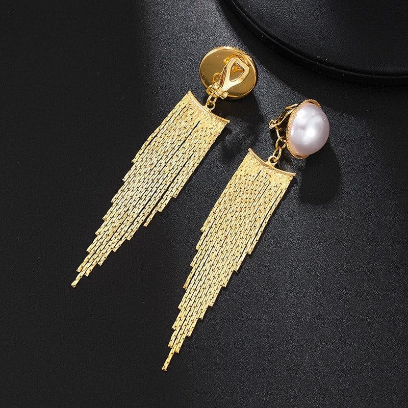 Cercei aurii, lungi, cu clips, franjuri si perle, Elander C3 - Pursehuit.ro