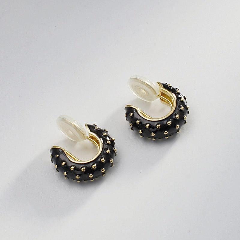 Cercei negri, rotunzi, cu clips, Nansy C2 - Pursehuit.ro