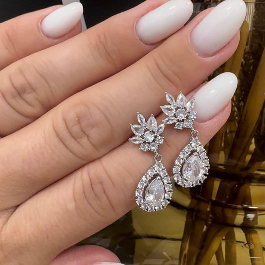 Cercei argintii, cu pietre din zirconiu, Jalma C12 - Pursehuit.ro