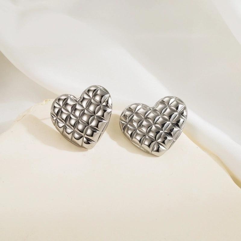 Cercei argintii, din otel inoxidabil, forma de inima, suflati cu aur 18k, Haley C1