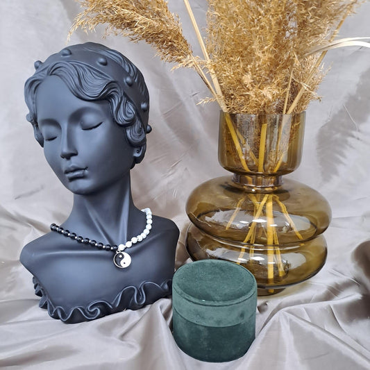 Colier argintiu, cu perle, Yin si Yang, Destiny C27 - Pursehuit.ro