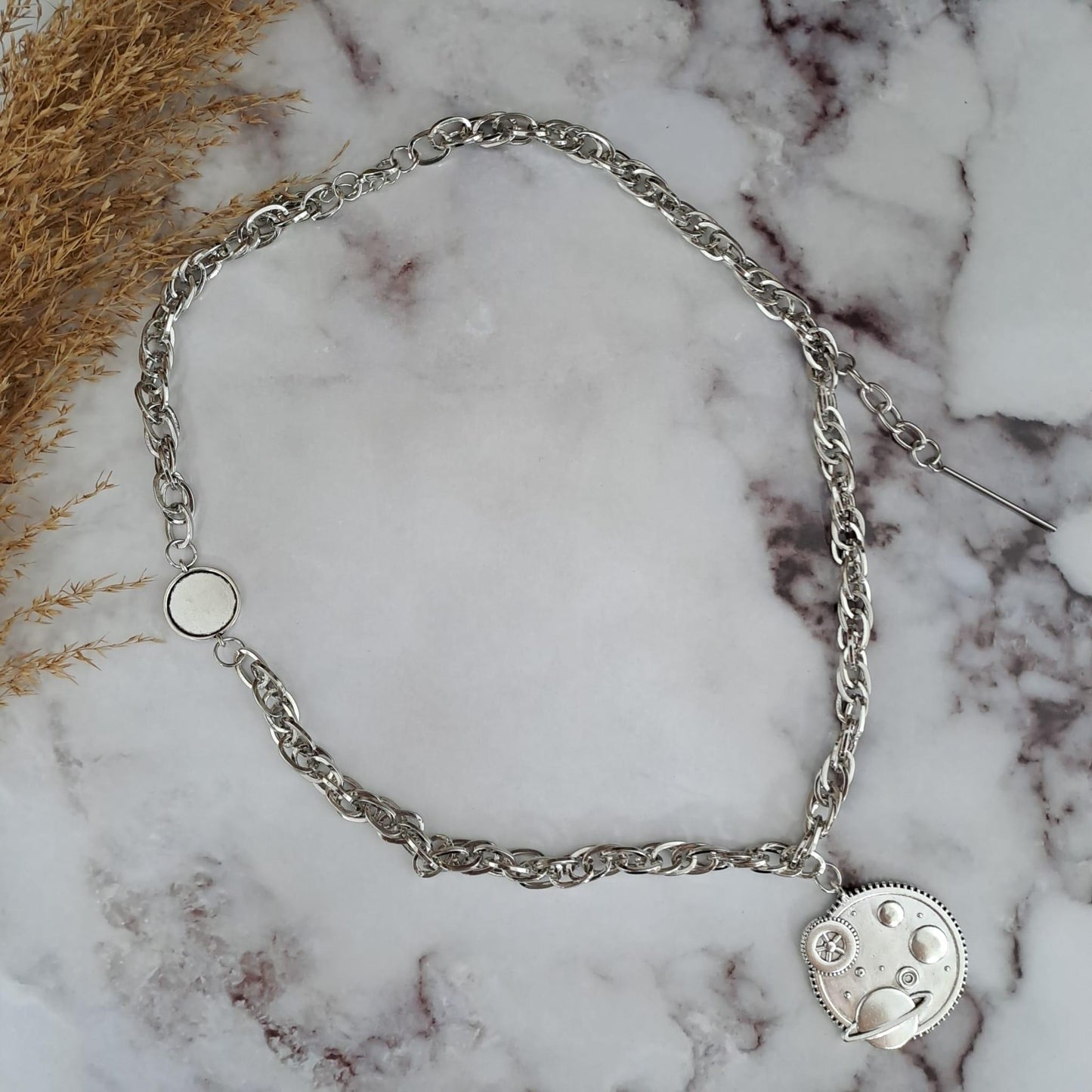 Colier argintiu, cu zale mari, Debora C9 - Pursehuit.ro