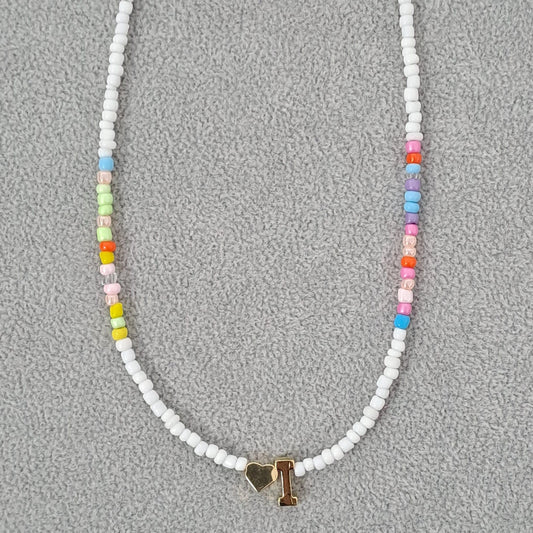 Colier auriu, cu margelute colorate, litera I C2 - Pursehuit.ro