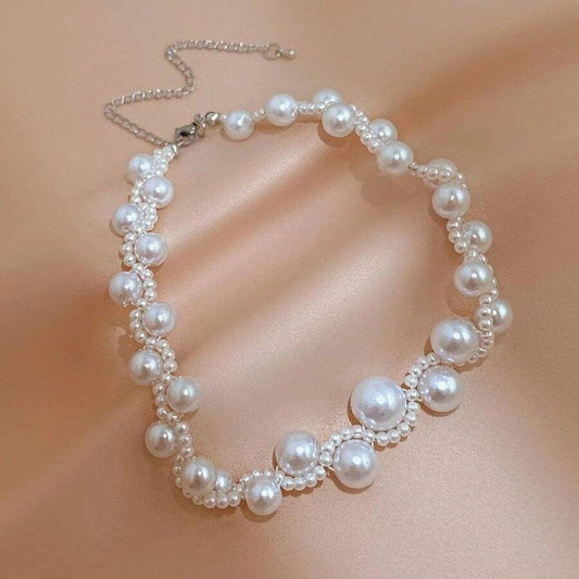 Colier choker argintiu, cu perle, Olla C4 - Pursehuit.ro