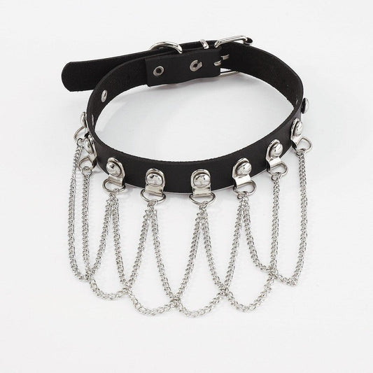 Colier choker negru, cu lannturi argintii, Nandor C2 - Pursehuit.ro