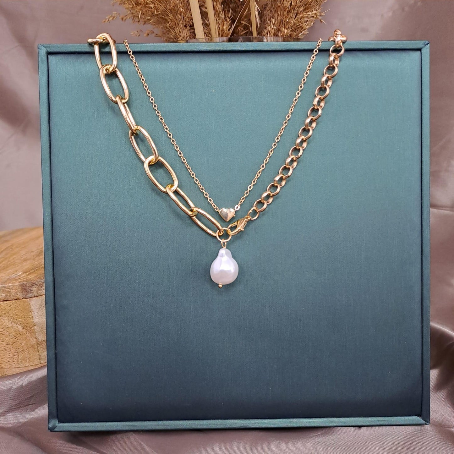 Colier in 2 straturi, auriu, Linnah C2 - Pursehuit.ro