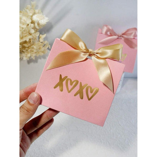 Cutiuta pentru cadou, roz, cu autoformare, 10 cm x 11.5 cm x 4.5 cm - Pursehuit.ro