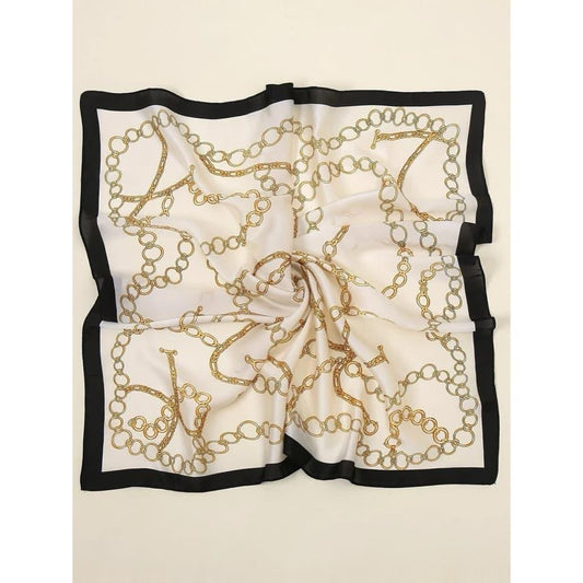 Esarfa bej, patrata, cu imprimeu lanturi aurii, Sekina C1 - Pursehuit.ro