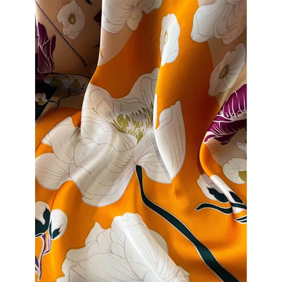 Esarfa multicolora, patrata, cu imprimeu floral, Sarai C1 - Pursehuit.ro