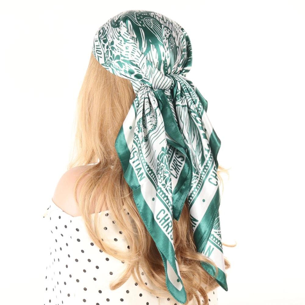 Esarfa verde, patrata, cu imprimeu, Reimar C2 - Pursehuit.ro