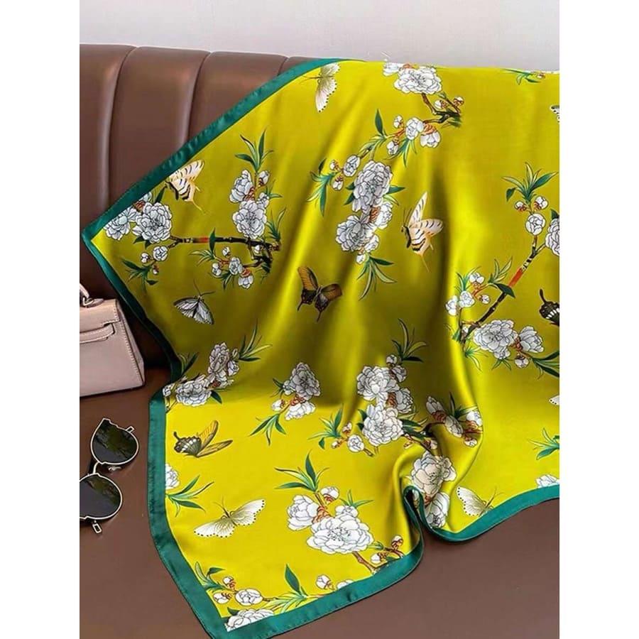 Esarfa verde, patrata, cu imprimeu floral, Scarlet C1 - Pursehuit.ro