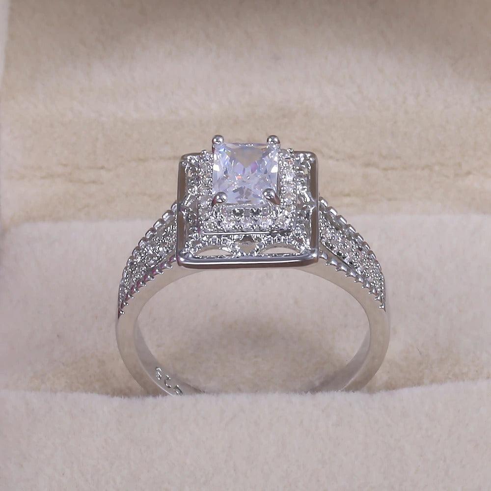 Inel argintiu, cu pietre din zirconiu, Niky C21 - Pursehuit.ro