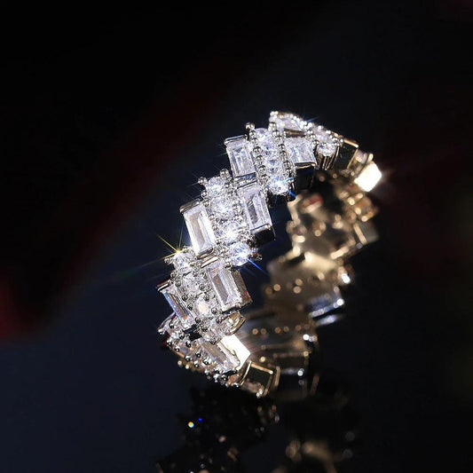 Inel argintiu, cu pietre din zirconiu, Shari C1 - Pursehuit.ro