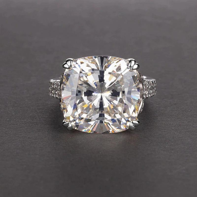 Inel argintiu, cu pietre din zirconiu, Taina C1 - Pursehuit.ro