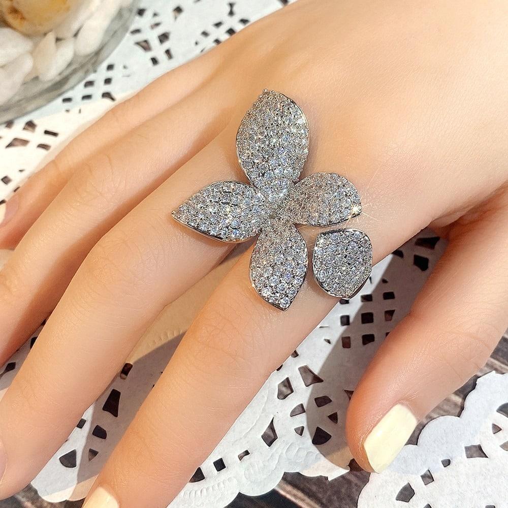 Inel argintiu, reglabil, cu pietre din zirconiu, Aime C29 - Pursehuit.ro