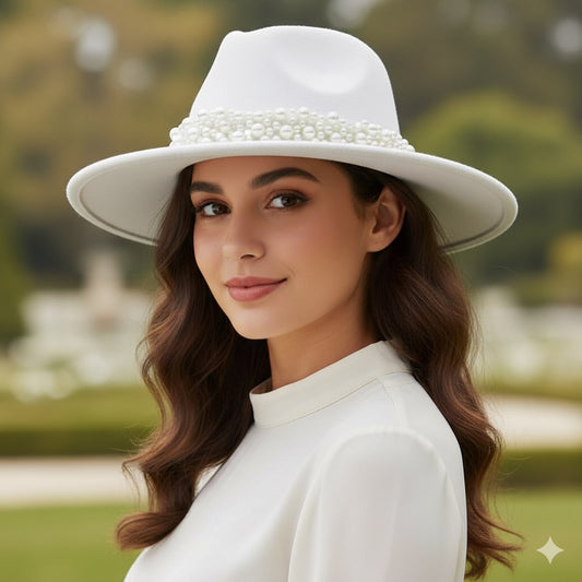 Palarie dama, alba, cu bor lat si perle, Danica