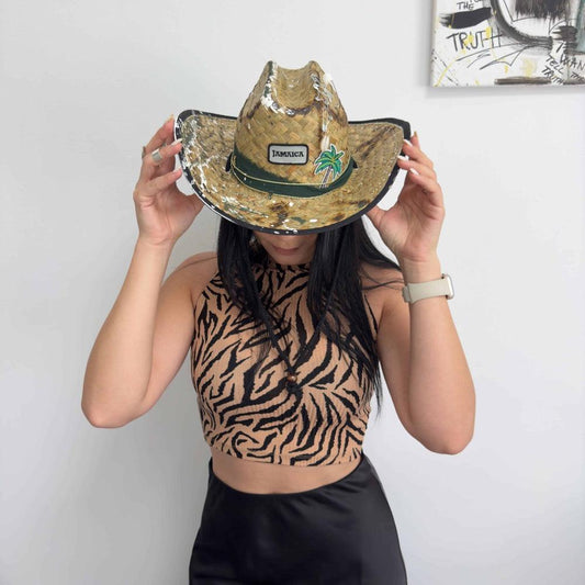 Palarie maro, stil cowboy, de paie, handmade, pictata si accesorizata manual, Jamaica - Pursehuit.ro