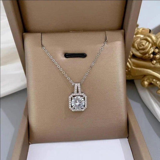 Set colier, cercei si inel, argintiu, cu pietre din zirconiu, Nicka C8 OUT - Pursehuit.ro