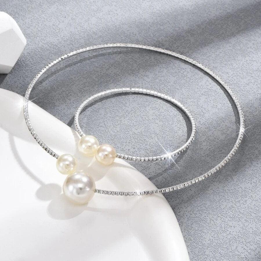 Set colier choker si bratara, argintiu, cu perle si pietre, Nicholas C8 - Pursehuit.ro