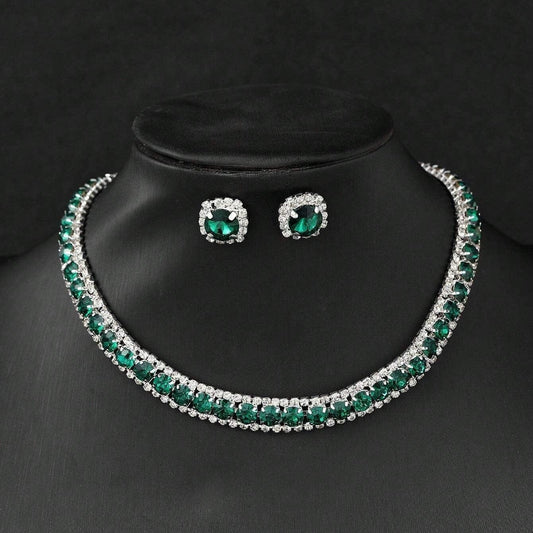 Set colier choker si cercei, argintiu, cu pietre verzi din zirconiu, Nicklas C1 - Pursehuit.ro