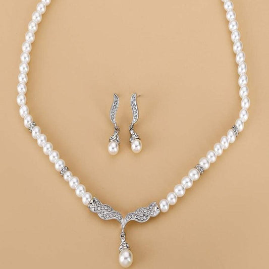 Set colier si cercei, argintiu, cu perle si pietre, Osvald C4 - Pursehuit.ro