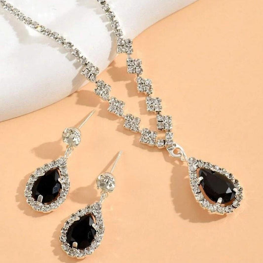 Set colier si cercei, argintiu, cu pietre, Nichi C1 OUT - Pursehuit.ro