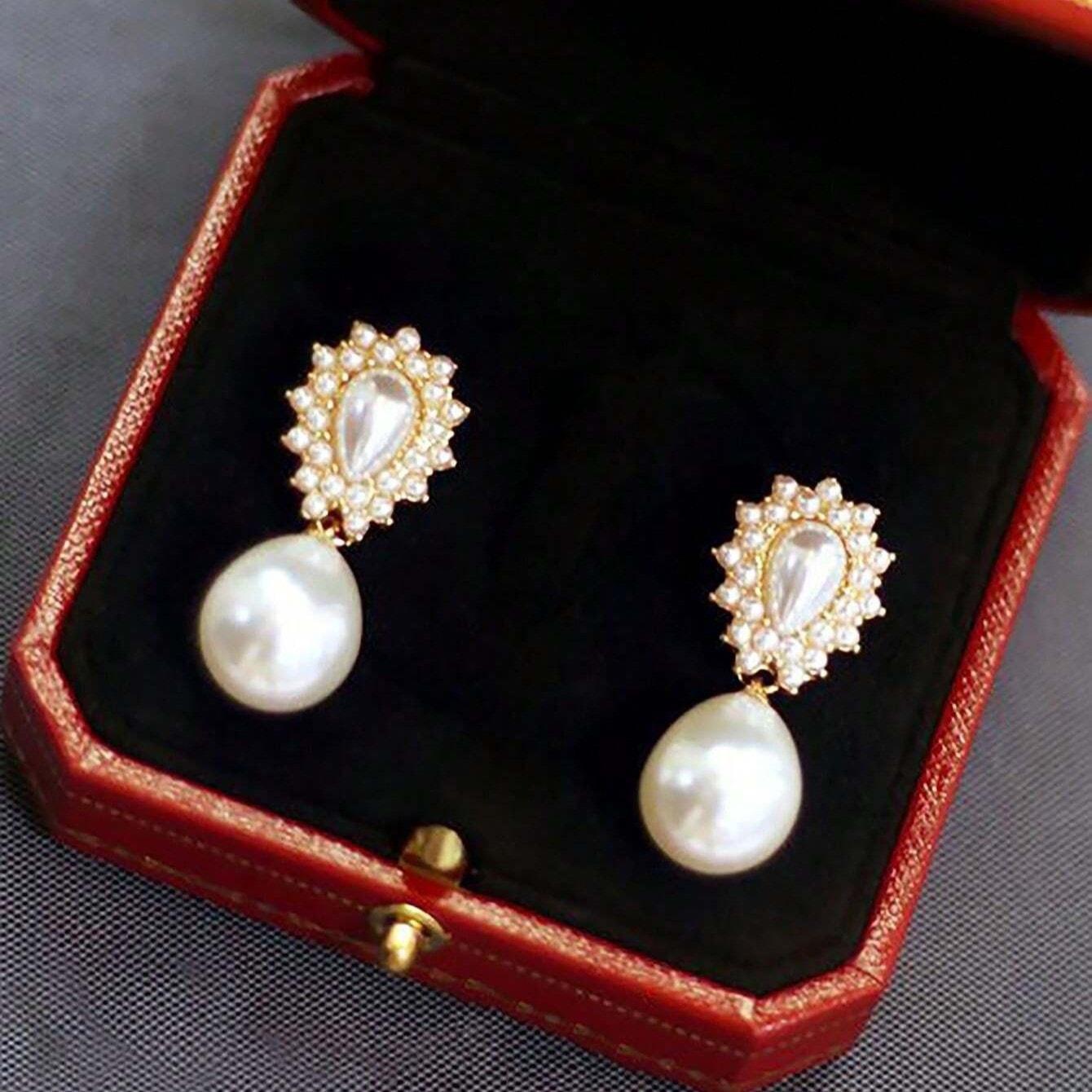 Set colier si cercei, auriu, cu perle, si pietre, Ossian C4 - Pursehuit.ro