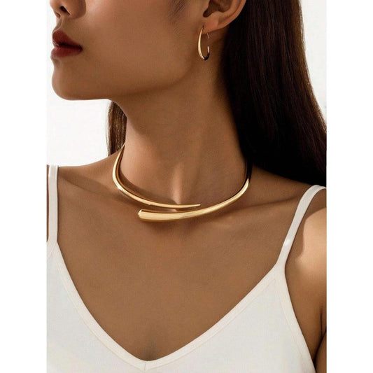 Set colier auriu si cercei, stil minimalist, Alma C16 - Pursehuit.ro