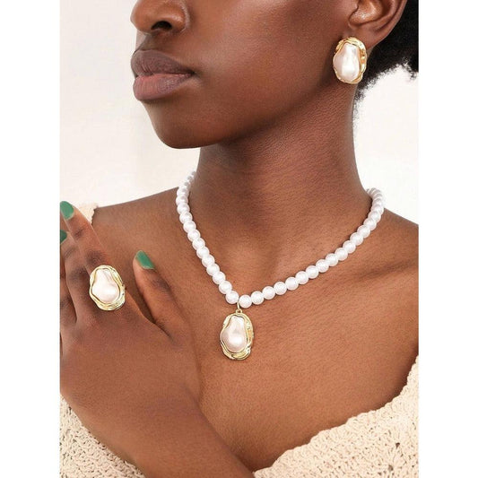 Set colier, cercei si inel reglabil, cu perle, Johanna C19 - Pursehuit.ro