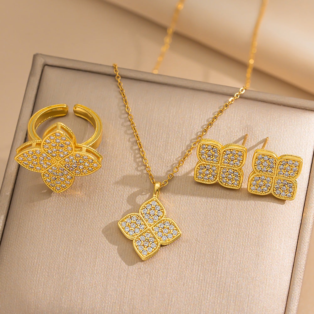 Set colier si cercei si inel, din otel inoxidabil, suflat cu aur 18k, forma de trifoi, cu pietre din zirconiu, Heiko C3