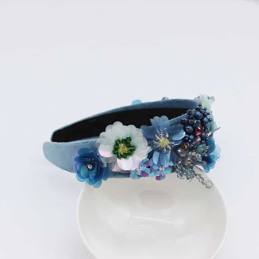 Bentita bleu, cu flori si pietre, Majsan C2