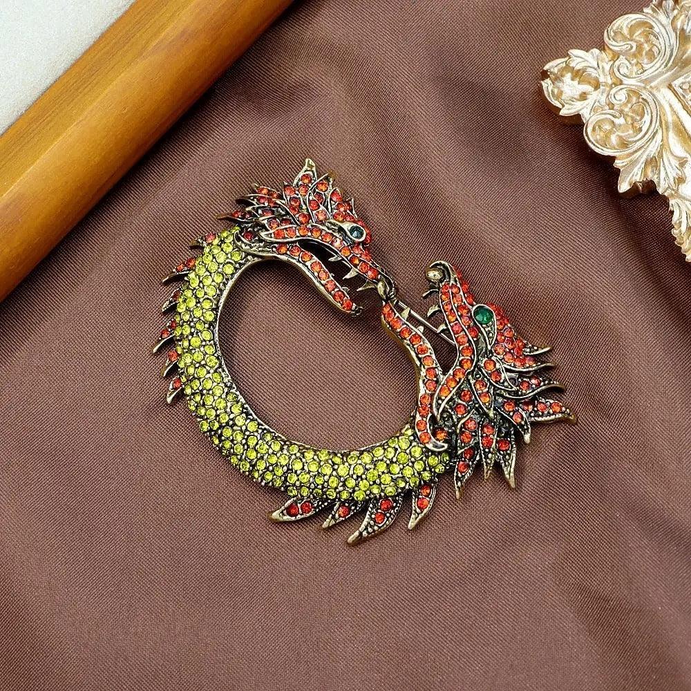 Brosa aurie, forma de dragon, cu pietre, Marvel C1 - Pursehuit.ro